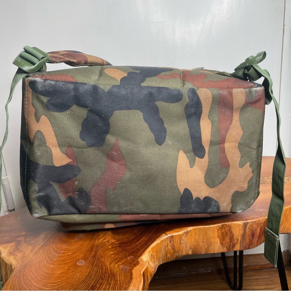 Herschel Camo backpack - Picture 9 of 16